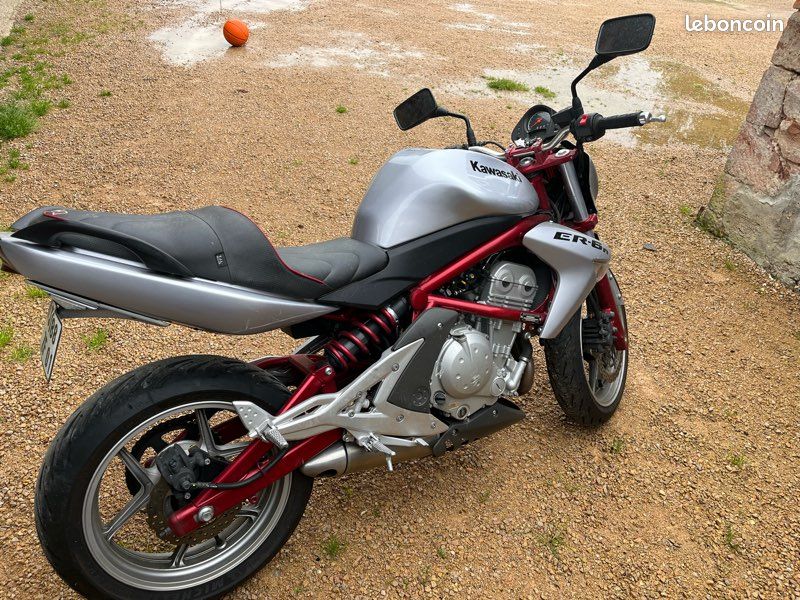 Kawasaki ER-6N Peu de Kilomètres (image 1)