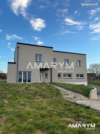 Maison 6 pièces 380 m²