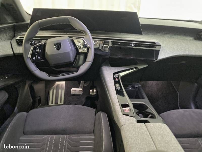 Peugeot 3008 Plug-in Hybrid 195 e-DCS7 GT (image 8)