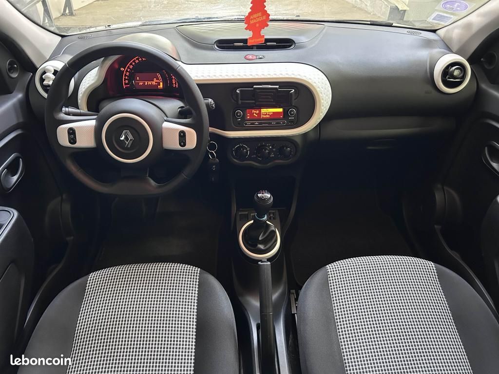 RENAULT TWINGO III 1.0 Sce 65ch LIFE phase 2 (Bluetooth + support tel) (image 10)
