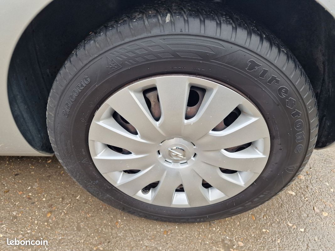 Opel astra 1.7 cdti 110ch édition entretien a jour (image 8)