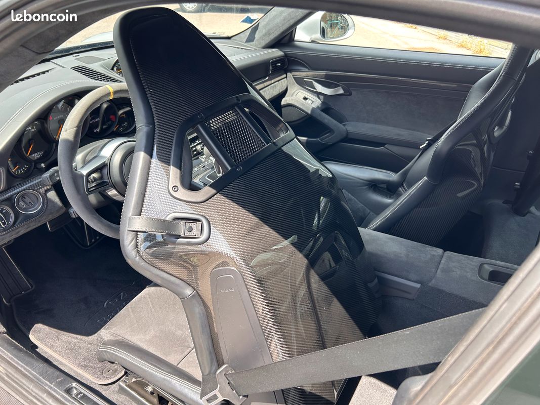 PORSCHE 911 (991) 4.0 500 GT3 RS (Immatriculation Française, historique d'entretien disponible) (image 4)
