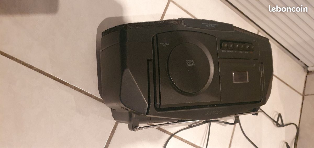 Poste Radio cassette cd marque sony (image 7)