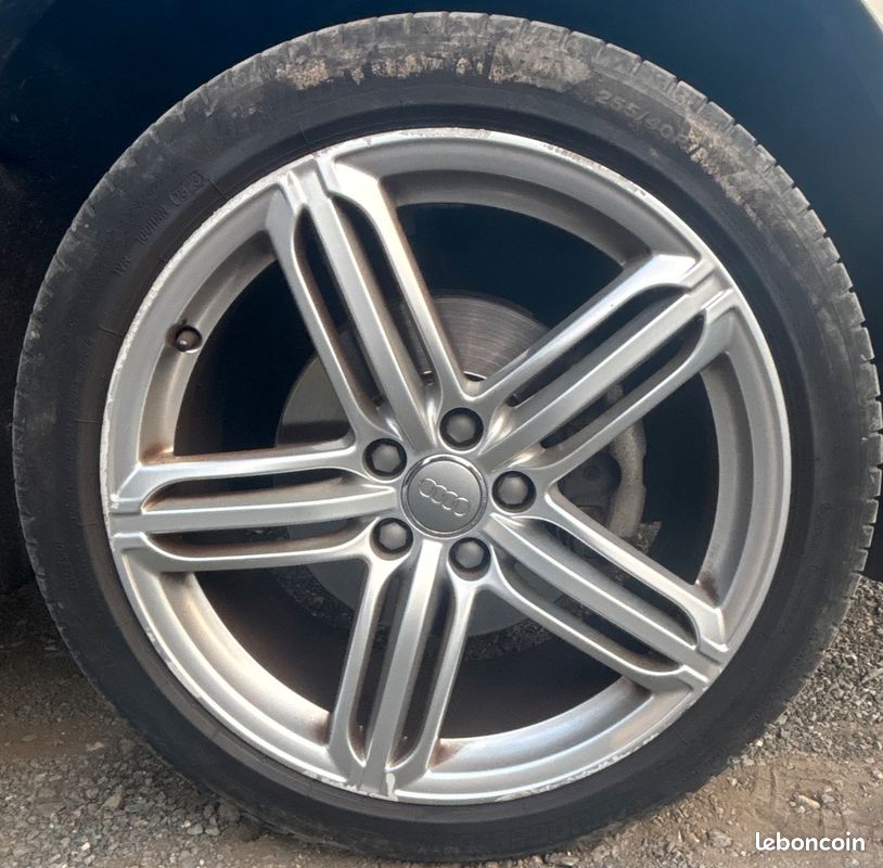 Audi q3 1.4 cod tfsi 150 s-line s-tronic - 1ere main - distri neuve (image 25)