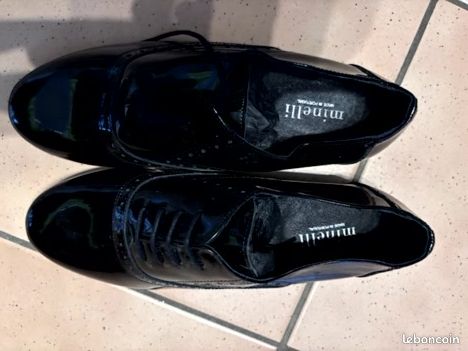 Chaussures Femme Noires à Talons - Taille 40 EU (7 UK) - Marque OFFICE - Occasion Très Bon état