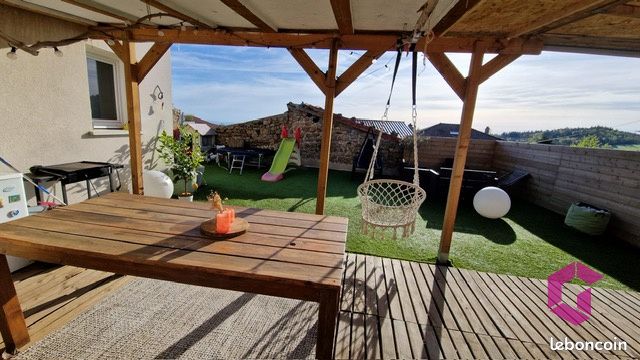 Maison 4 pièces 126 m² · à Soleymieux · 126 m² · 233 000 €