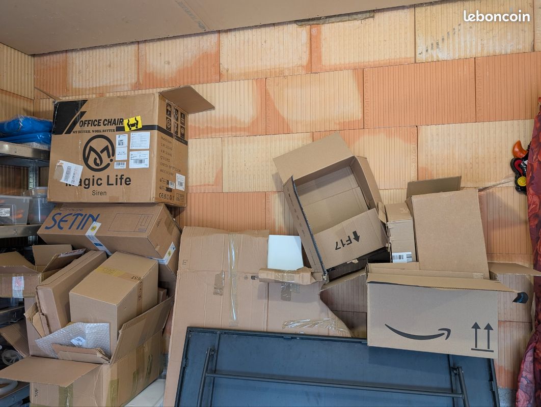 Lot cartons toutes tailles (image 1)