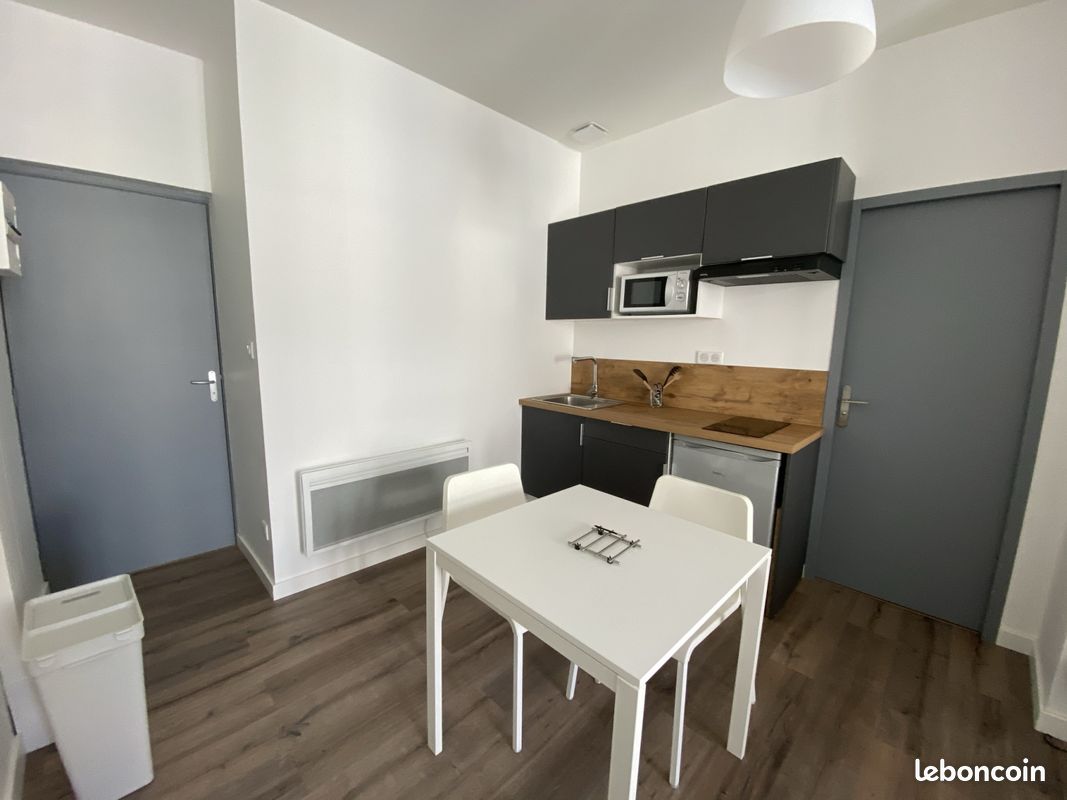 Appartement 2 pièces 28 m² · à Saint-Étienne · 28 m² · 530 €/mois
