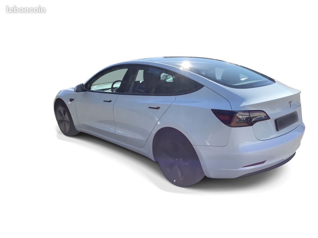 Tesla Model 3 2023 RWD - Véhicule d'occasion certifié (image 22)