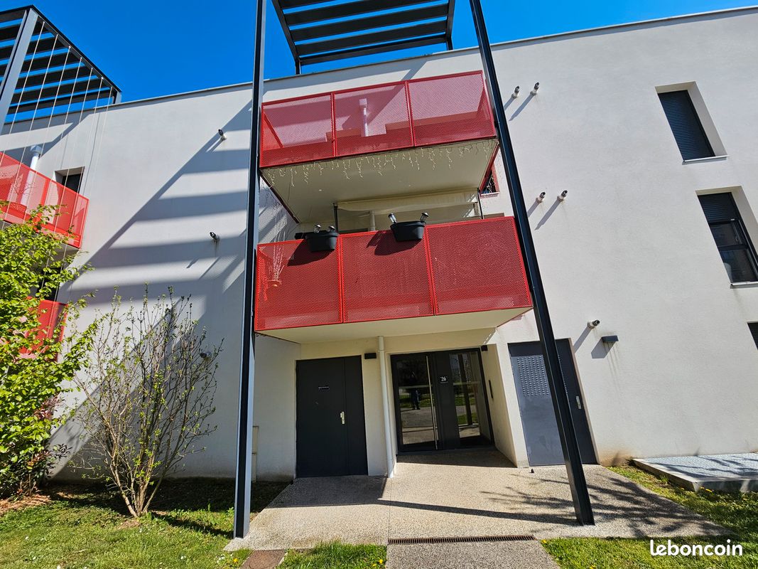 Appartement 2 pièces 43 m² · à Meyzieu · 43 m² · 165 000 €
