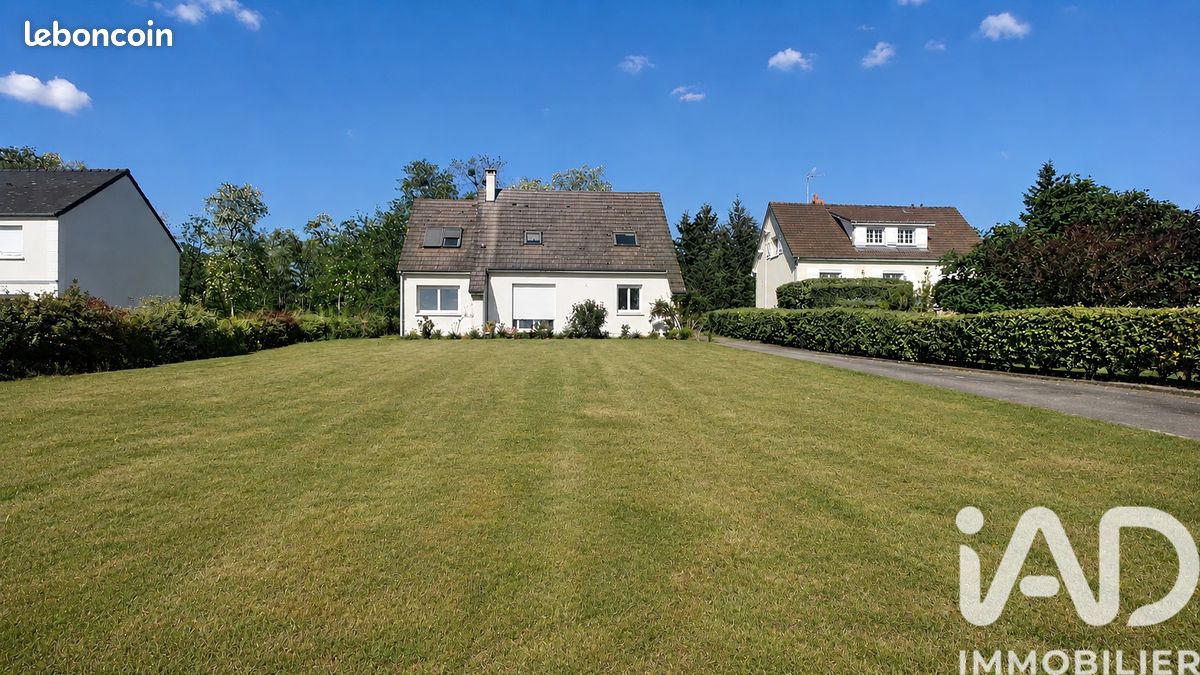 Maison 6 pièces 129 m² · à Nevoy · 129 m² · 172 000 €