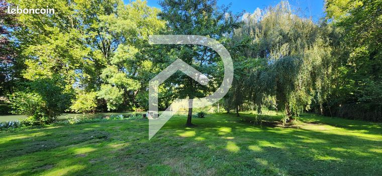 Terrain 690 m² VIVONNE