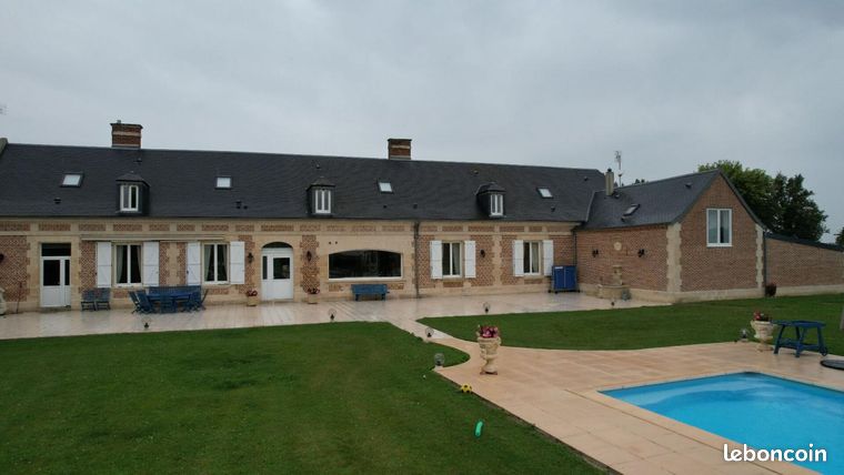 Propriété 8 pièces 380 m²