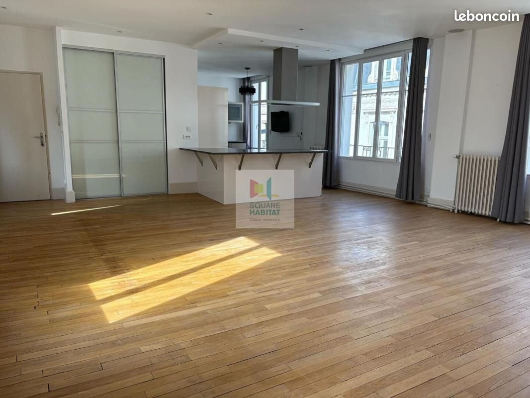 Appartement 3 pièces 117 m² · à Bourges · 117 m² · 1 170 €