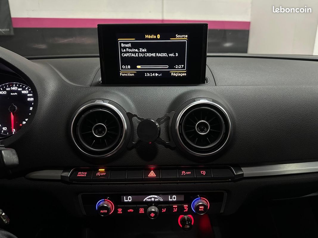 AUDI A3 BERLINE 2.0 TDI 150 S Line S tronic 6 (image 27)