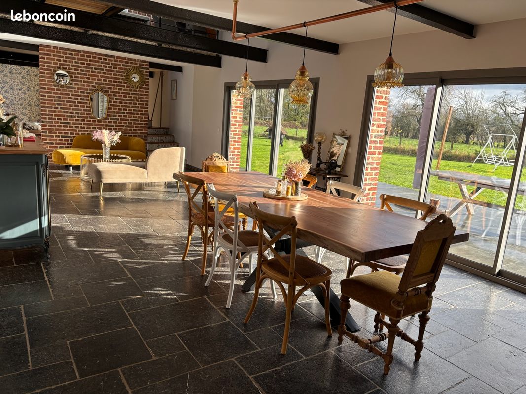 Maison 7 pièces 240 m² · à Radinghem-en-Weppes · 240 m² · 845 000 €