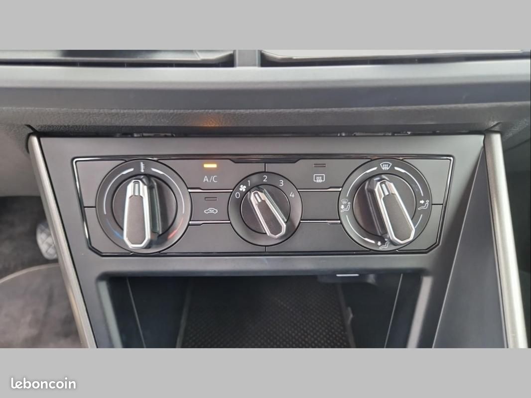 Volkswagen Polo 1.0 TSI 95 S&S BVM5 Confortline (image 15)
