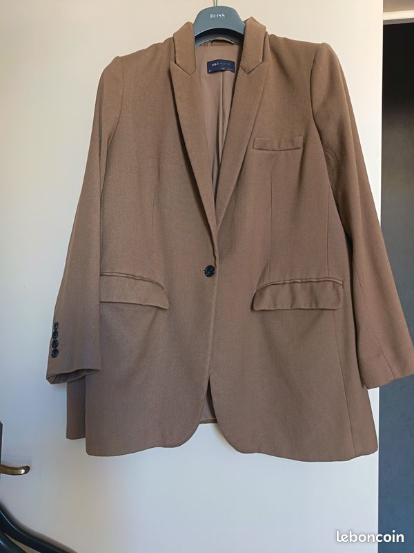 Manteau coupe longue, droite et ajustée avec laine | DARK RED | Manteaux | M&S CA
