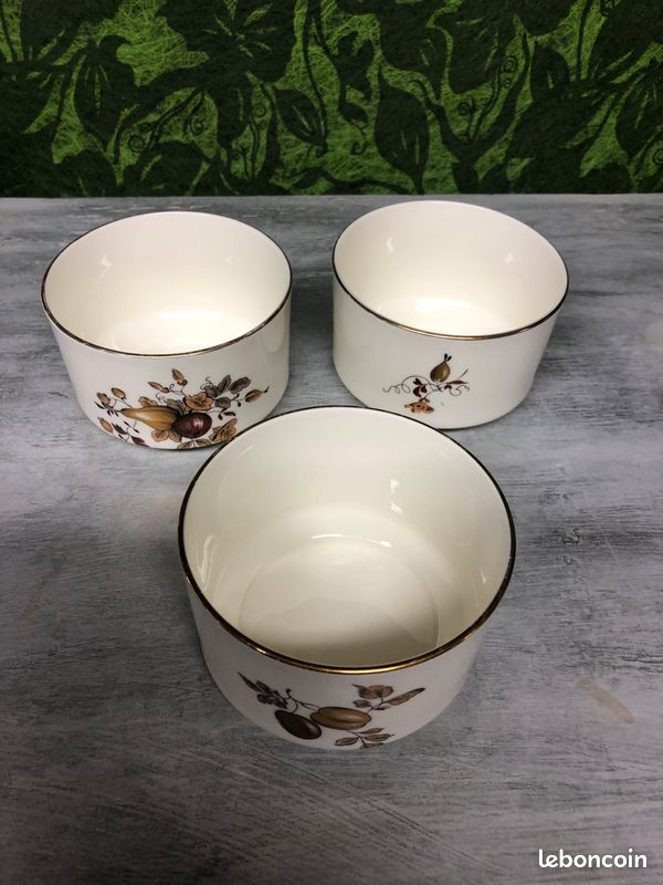 3 ramequins Royal Worcester (image 6)