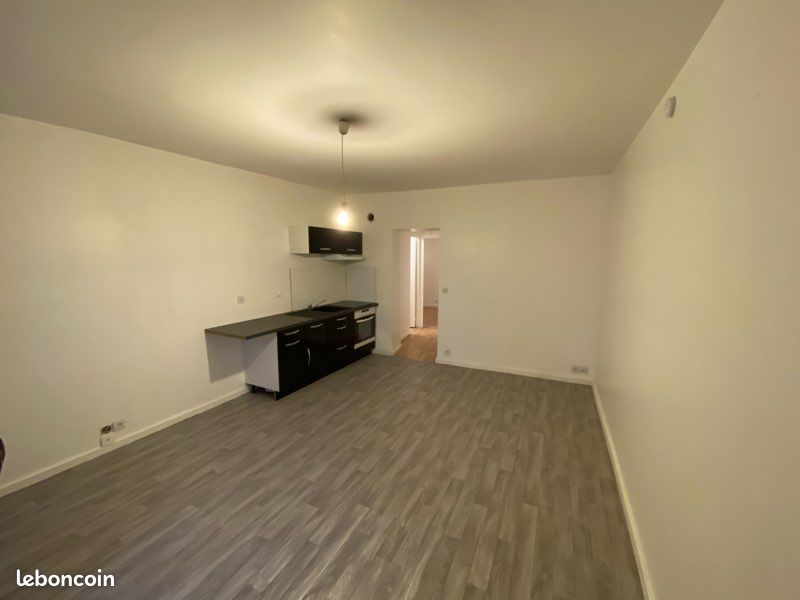 Appartement 2 pièces 42 m² · à Chanteloup-les-Vignes · 42 m² · 770 €