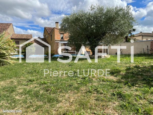 Maison de village 7 pièces 232 m²