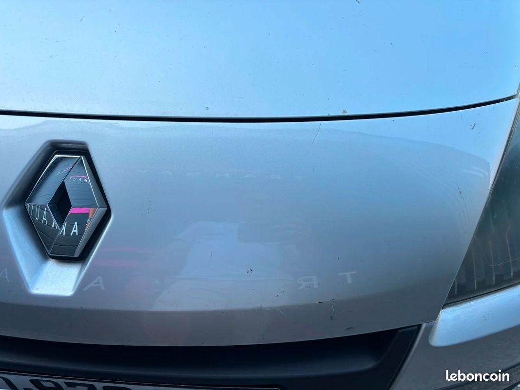 RENAULT SCENIC III dCi 130 FAP Energy eco2 15th - 4 PNEUS NEUFS - MOTEUR À CHAINE - TOIT OUVRANT (image 36)