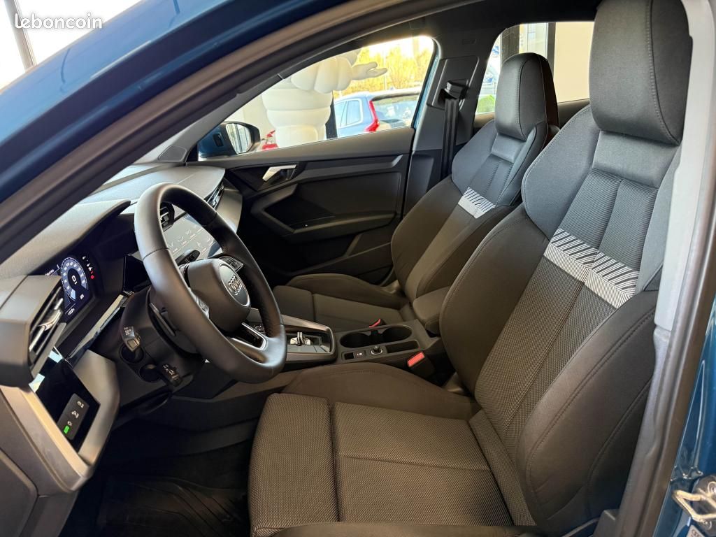 AUDI A3 Berline 30 TFSI 110 S-Tronic 7 DESIGN + Options (image 11)