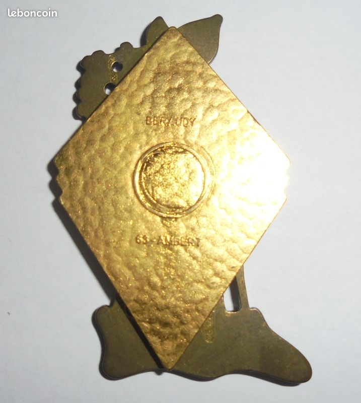 SK428 - INSIGNE BADGE ECOLE DU SKI FRANCAIS - LE CABRI