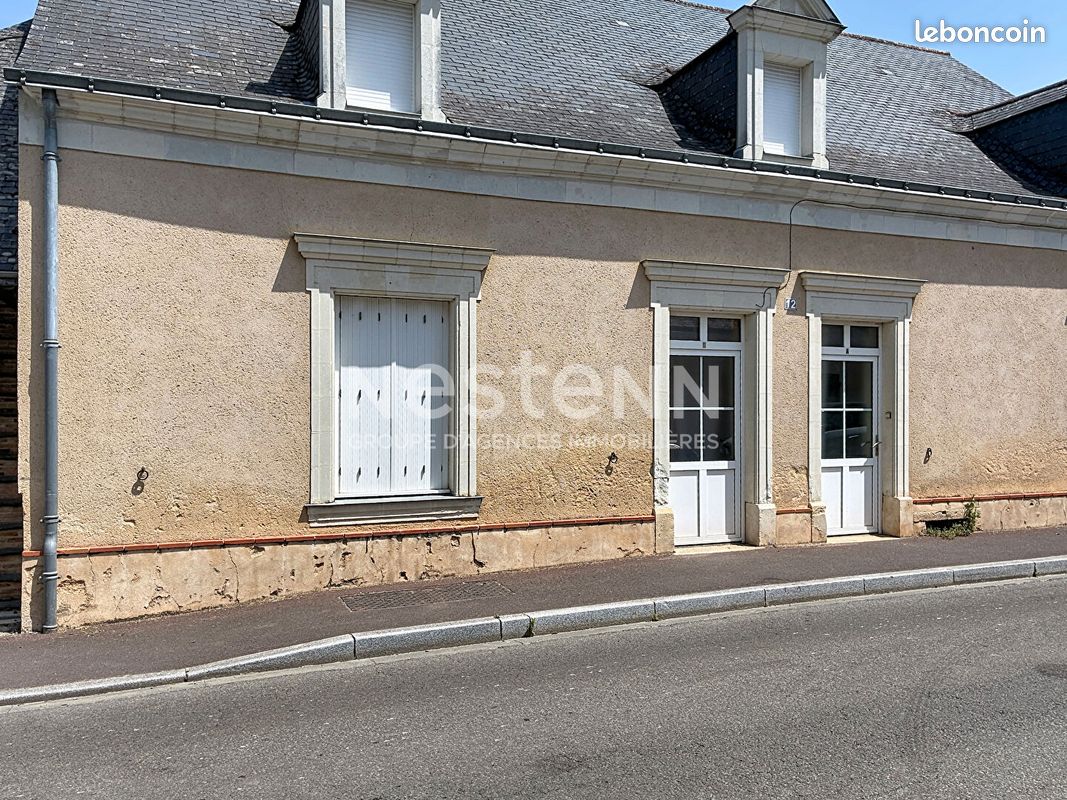 Maison 11 pièces 199 m² · à Sceaux-d'Anjou · 199 m² · 311 300 €