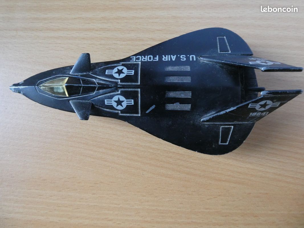 Avion Miniature ERTL Force One F-19 Stealth Fighter 1987 - Échelle 1:4