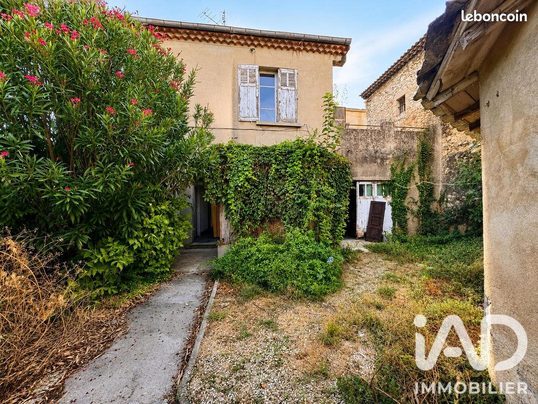 Maison 4 pièces 102 m² · à Villeneuve-lès-Avignon · 102 m² · 205 000 €