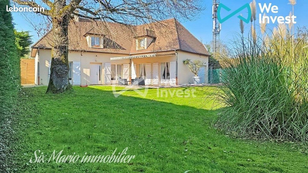 Maison 8 pièces 250 m² · à Serris · 250 m² · 723 000 €