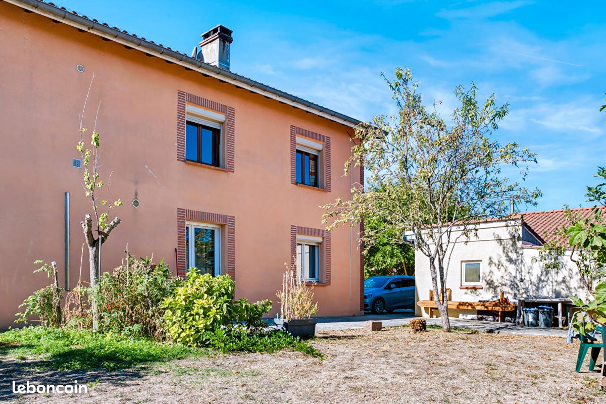 Maison 10 pièces 200 m² · à Cugnaux · 200 m² · 388 500 €