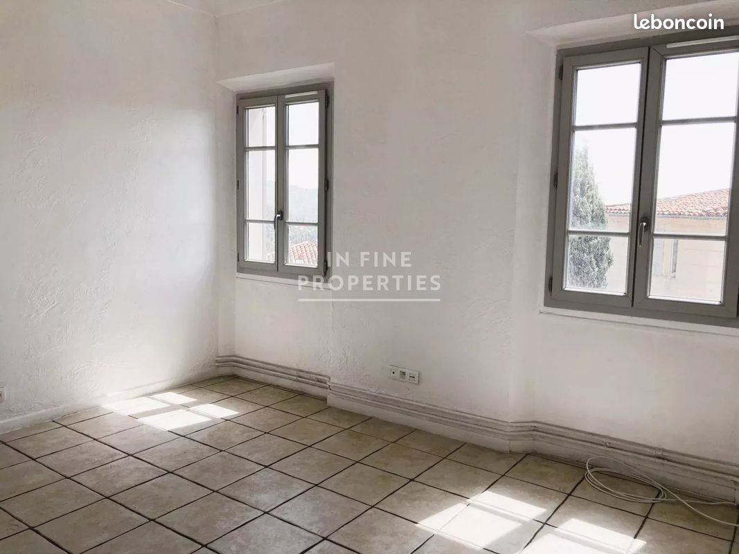 Appartement 2 pièces 33 m² · à Grasse · 33 m² · 510 €/mois