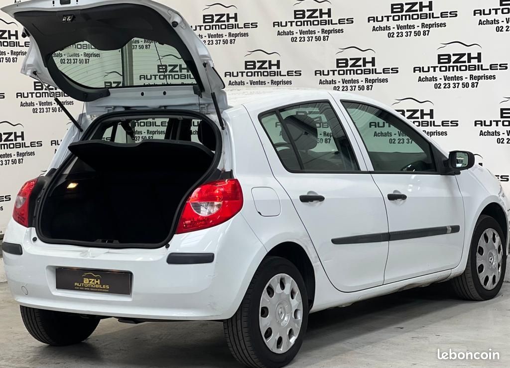 Renault Clio III Authentique 1.5 dCi 70ch