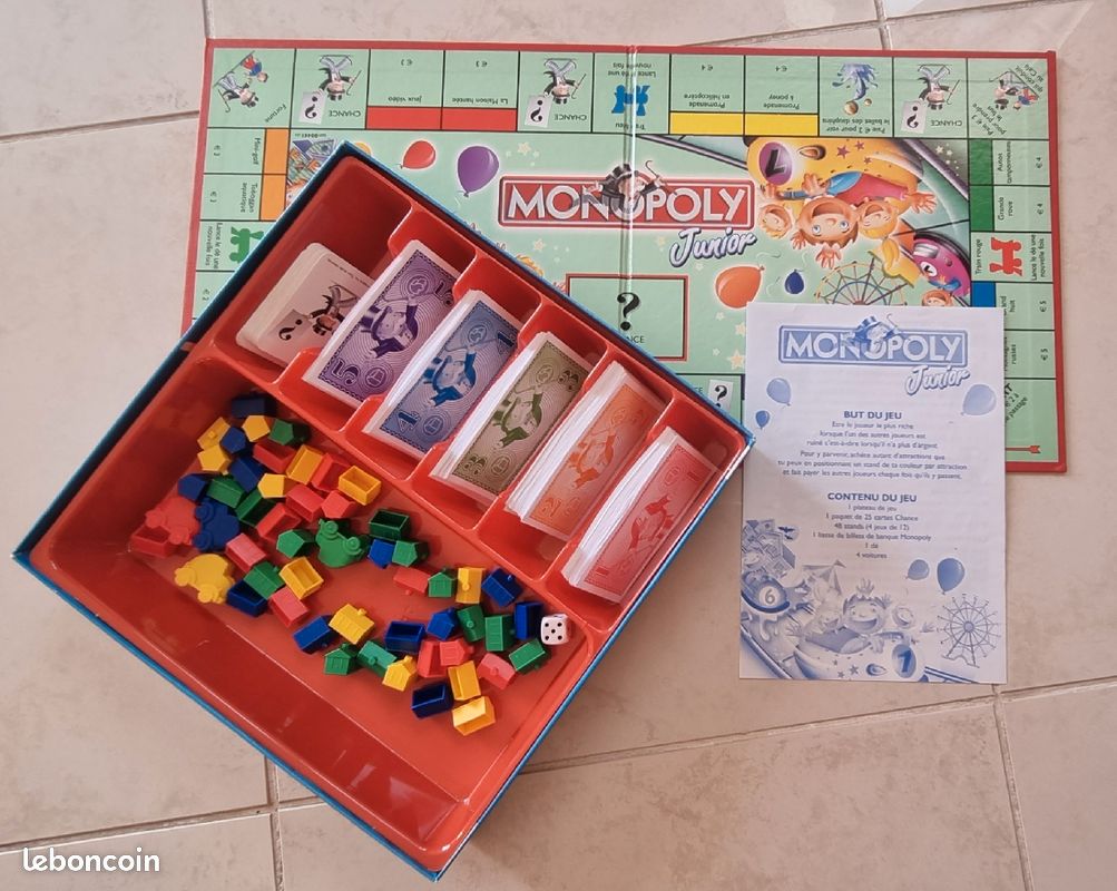 Jeux de société Monopoly Junior à la fête foraine (image 2)