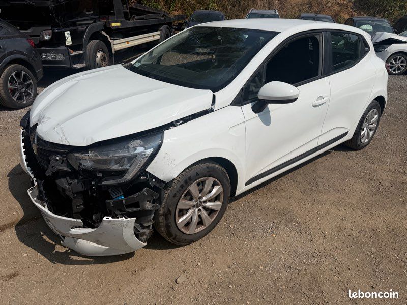 Clio 5 2 places accidentée 12/2020 (image 1)