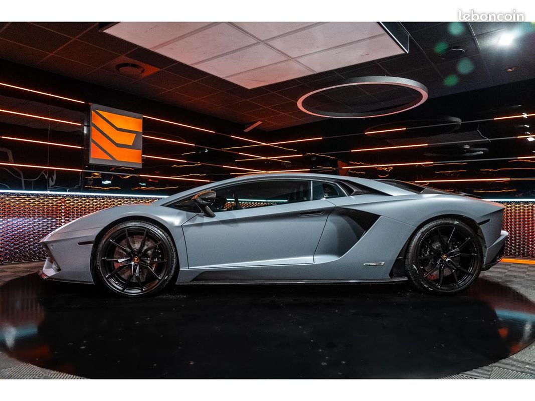 LAMBORGHINI AVENTADOR S 6.5l V12 740 S (image 3)