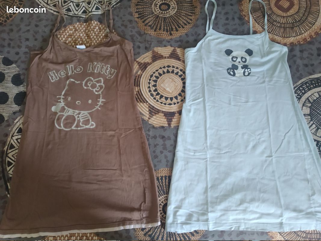 Lot de 2 nuisettes taille 38/40(Hello Kitty/Kiabi) (image 1)