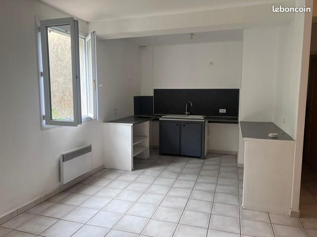Appartement 3 pièces 67 m² · à Brignoles · 67 m² · 630 €/mois