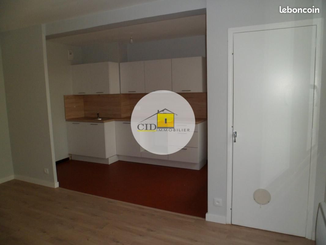 Appartement a louer saint-priest - 2 pièce(s) - 44 m2 - Surfyn