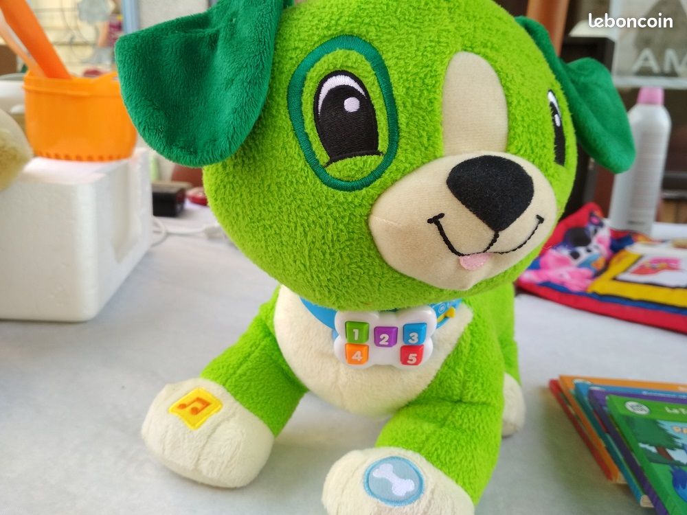 Peluche interactive avec ses 5 livres Leap Frog (image 1)