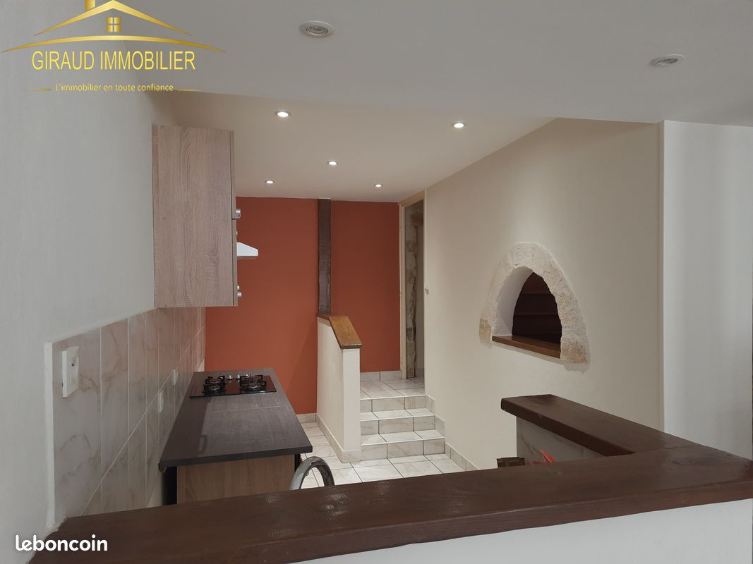 Maison 3 pièces 81 m² · à Charlieu · 81 m² · 615 €/mois