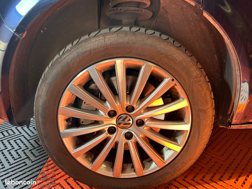Volkswagen multivan minibus 2.0 bitdi 180 carat 4motion dsg bva (image 20)