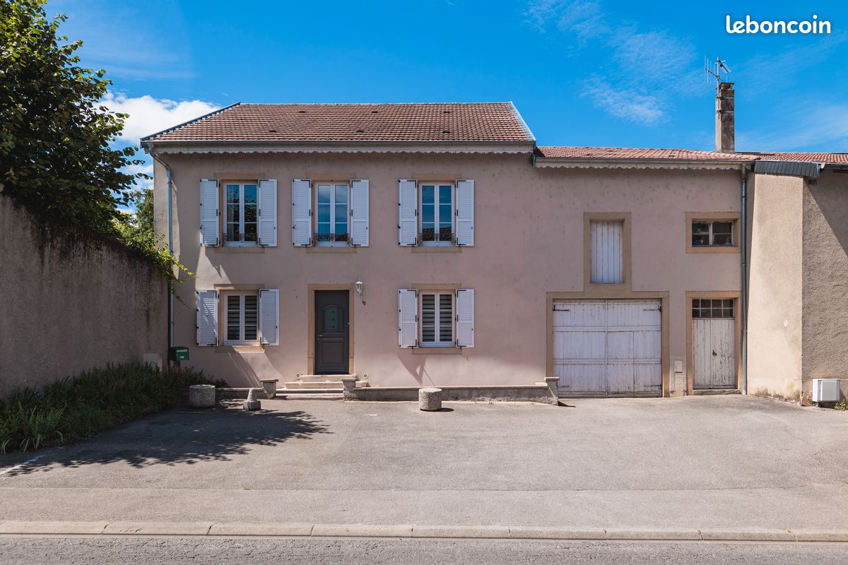 Maison 7 pièces 210 m² · à Marly · 210 m² · 499 000 €