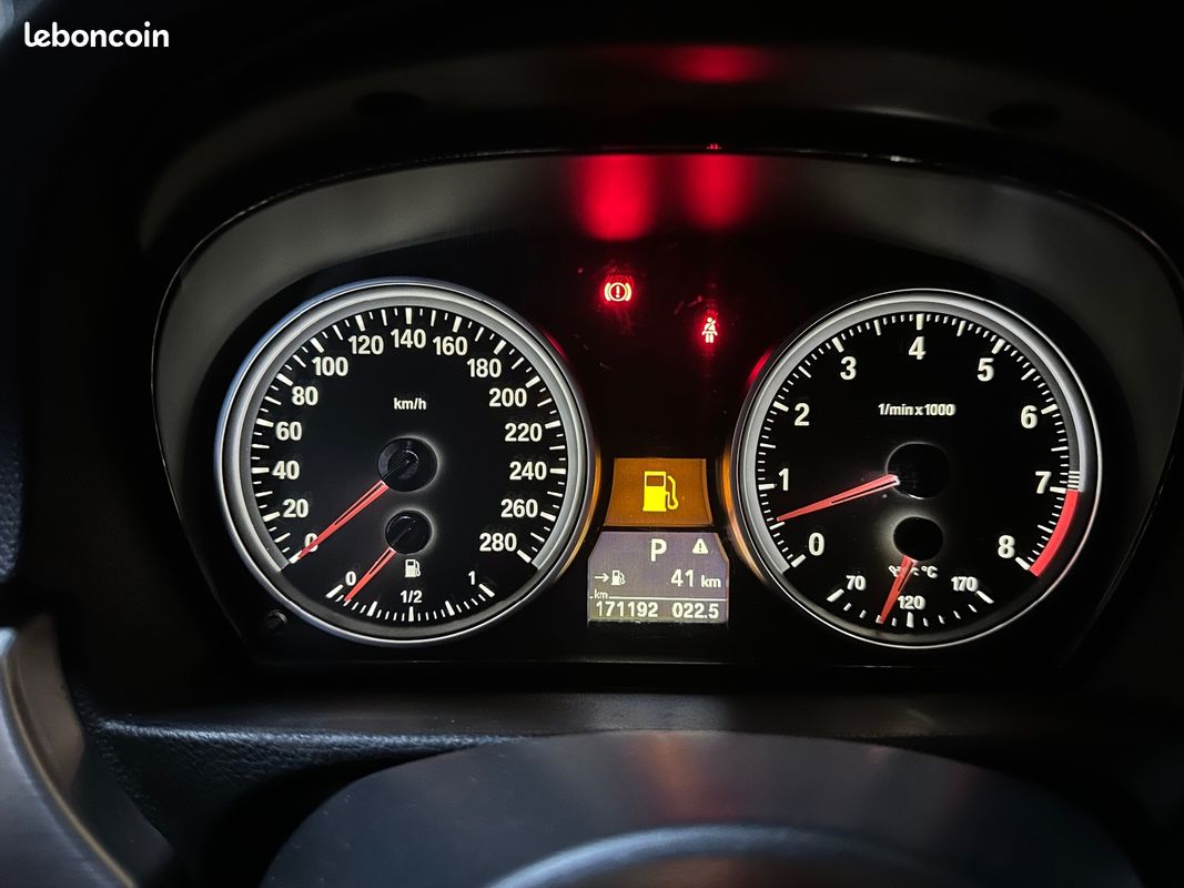 BMW SERIE 3 COUPE E92 325i 3.0L N53 218ch Luxe Steptronic A - FACTURE ENTRETIEN COMPLET DEPUIS L'ACHAT - ENTRETIEN À JOUR (image 23)