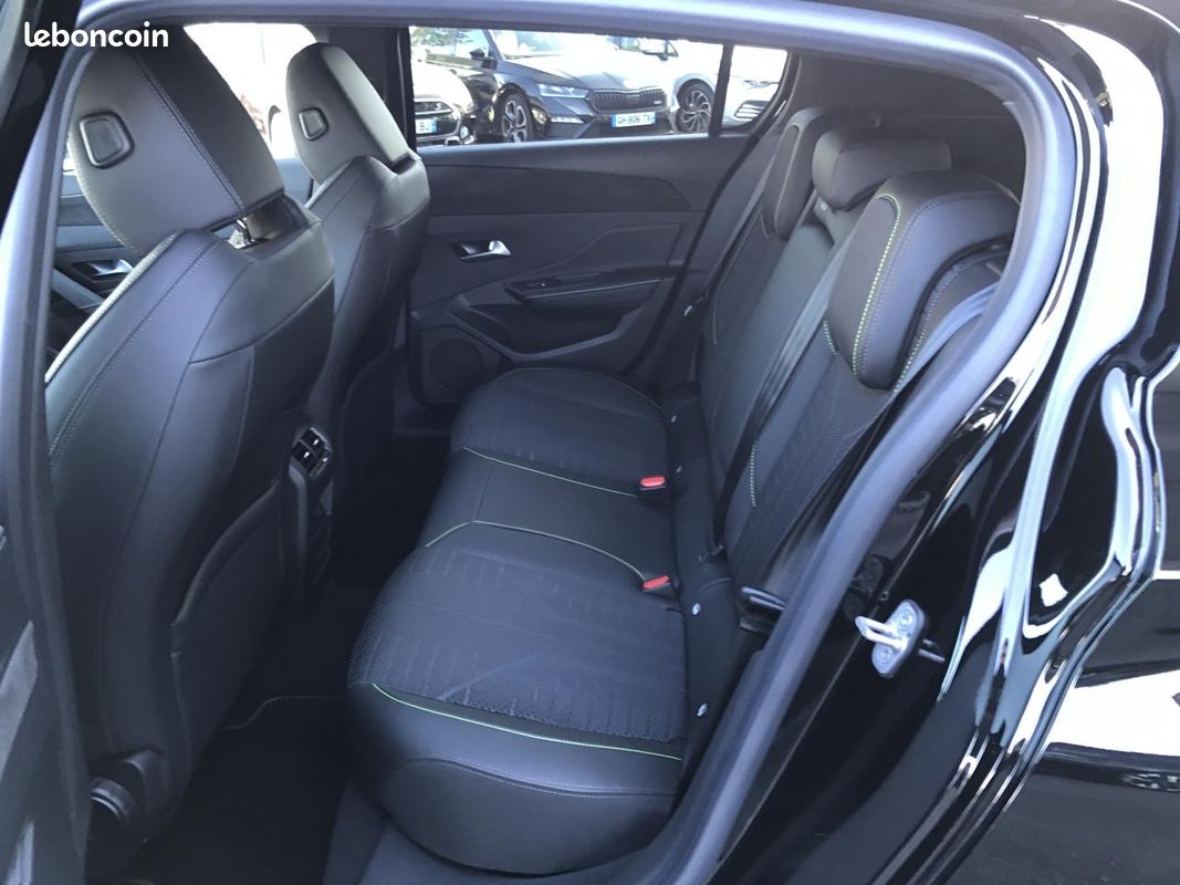 PEUGEOT 308 Hybrid 145 e-DCS6 GT (image 11)