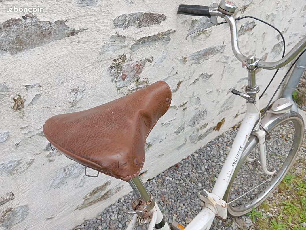Paire De Poignées De Guidon Vintage Pour Vélo Pliant Motobécane – Retro