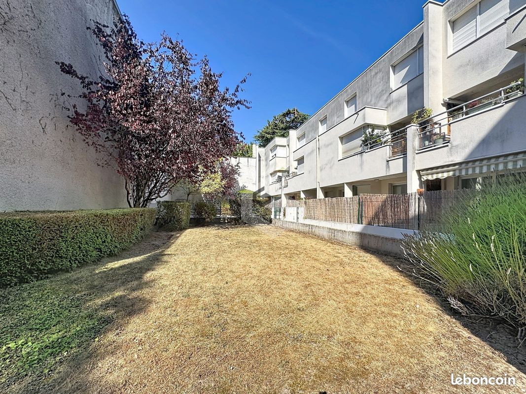 Appartement 2 pièces 54 m² · à Reims · 54 m² · 165 000 €