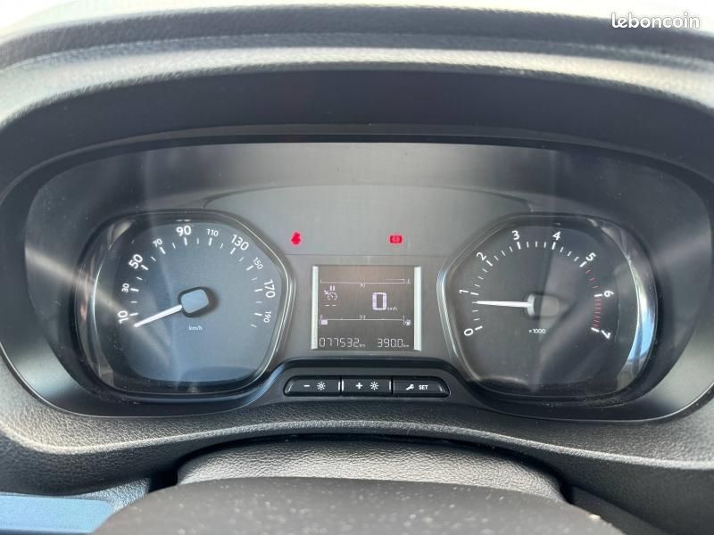 Peugeot Expert Fg Long 2.0 BlueHDi 120 Cabine Approfondie Fixe Premium 6 PLACES (image 18)